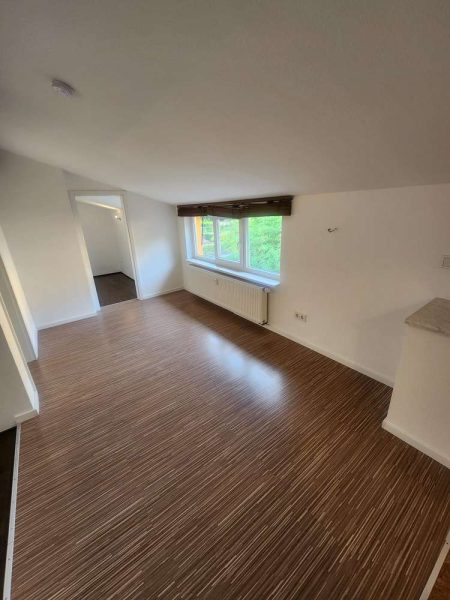 Top gepflegte 2-Zimmer-Wohnung in ruhiger Wohnlage